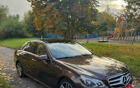 Mercedes-Benz E-Класс, 2015 год, 2 650 000 рублей, 3 фотография
