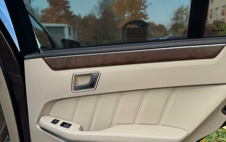 Mercedes-Benz E-Класс, 2015 год, 2 650 000 рублей, 19 фотография
