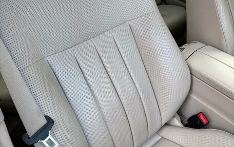 Mercedes-Benz E-Класс, 2015 год, 2 650 000 рублей, 23 фотография