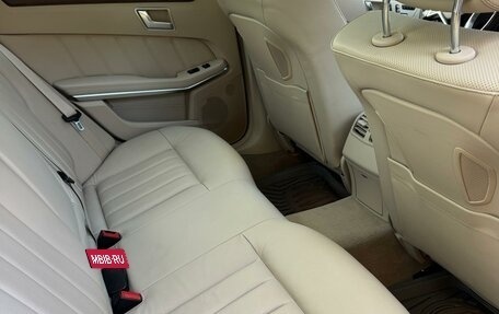 Mercedes-Benz E-Класс, 2015 год, 2 650 000 рублей, 20 фотография
