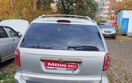 Chrysler Town & Country IV, 2003 год, 360 000 рублей, 4 фотография