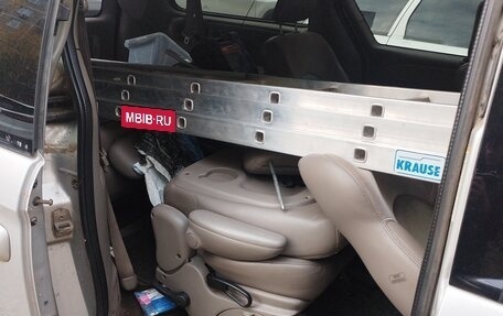 Chrysler Town & Country IV, 2003 год, 360 000 рублей, 13 фотография