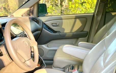 Lexus RX IV рестайлинг, 2001 год, 835 000 рублей, 6 фотография