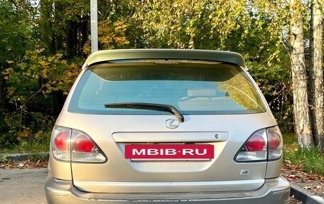 Lexus RX IV рестайлинг, 2001 год, 835 000 рублей, 4 фотография