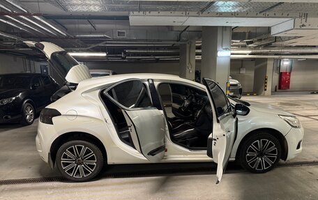 Citroen DS4, 2012 год, 899 999 рублей, 12 фотография