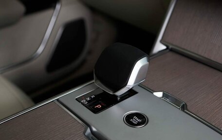Land Rover Range Rover IV рестайлинг, 2025 год, 24 700 000 рублей, 19 фотография