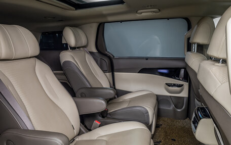 KIA Carnival, 2021 год, 4 100 000 рублей, 14 фотография