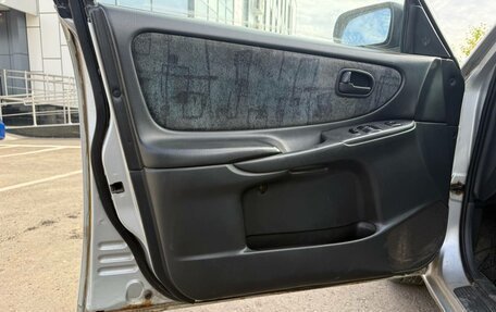 Mazda 626, 1999 год, 215 000 рублей, 13 фотография