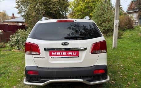 KIA Sorento II рестайлинг, 2011 год, 970 000 рублей, 3 фотография