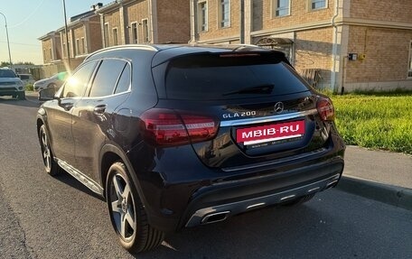 Mercedes-Benz GLA, 2017 год, 2 300 000 рублей, 3 фотография