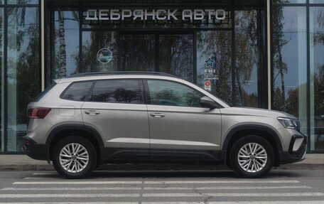 Volkswagen Taos, 2021 год, 2 495 000 рублей, 4 фотография