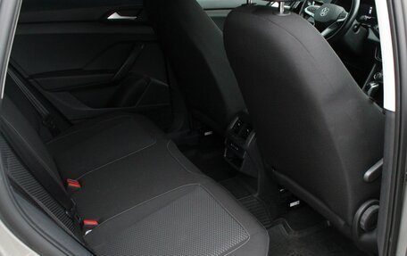 Volkswagen Taos, 2021 год, 2 495 000 рублей, 21 фотография