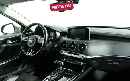 KIA Stinger I, 2018 год, 3 139 700 рублей, 9 фотография