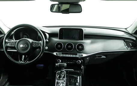 KIA Stinger I, 2018 год, 3 139 700 рублей, 13 фотография