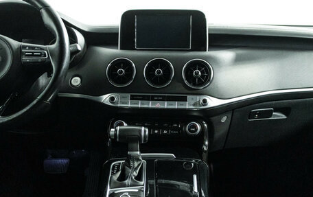 KIA Stinger I, 2018 год, 3 139 700 рублей, 14 фотография