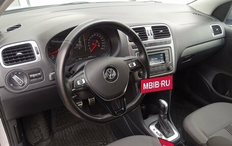 Volkswagen Polo VI (EU Market), 2016 год, 1 180 000 рублей, 3 фотография