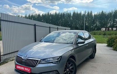 Skoda Superb III рестайлинг, 2019 год, 2 500 000 рублей, 1 фотография