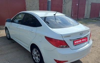 Hyundai Solaris II рестайлинг, 2015 год, 1 300 000 рублей, 1 фотография