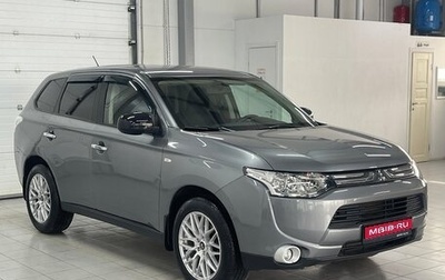 Mitsubishi Outlander III рестайлинг 3, 2013 год, 1 349 000 рублей, 1 фотография