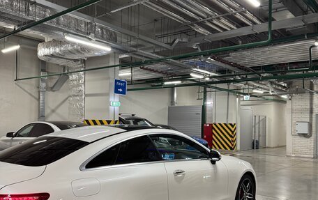 Mercedes-Benz E-Класс, 2017 год, 4 500 000 рублей, 5 фотография
