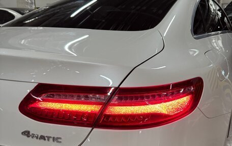 Mercedes-Benz E-Класс, 2017 год, 4 500 000 рублей, 16 фотография