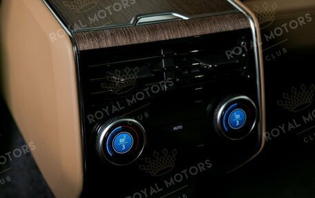 Land Rover Range Rover IV рестайлинг, 2025 год, 28 490 000 рублей, 18 фотография