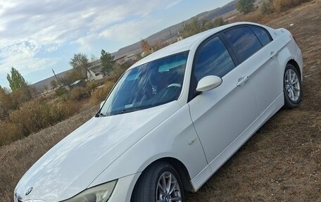 BMW 3 серия, 2006 год, 900 000 рублей, 1 фотография