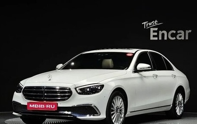 Mercedes-Benz E-Класс, 2023 год, 4 966 000 рублей, 1 фотография