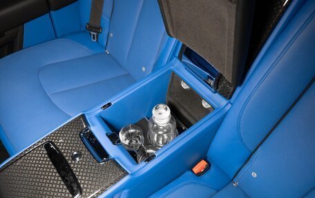 Rolls-Royce Cullinan, 2025 год, 75 000 000 рублей, 26 фотография
