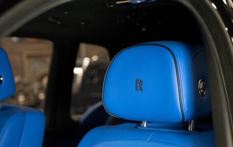 Rolls-Royce Cullinan, 2025 год, 75 000 000 рублей, 31 фотография