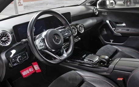 Mercedes-Benz A-Класс AMG, 2019 год, 3 998 000 рублей, 17 фотография