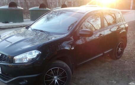 Nissan Qashqai, 2011 год, 940 000 рублей, 2 фотография