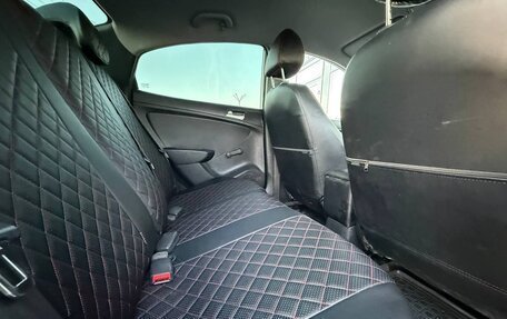 Hyundai Solaris II рестайлинг, 2012 год, 750 000 рублей, 3 фотография
