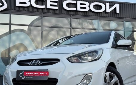 Hyundai Solaris II рестайлинг, 2012 год, 750 000 рублей, 20 фотография