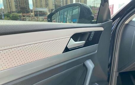 Volkswagen Lavida, 2024 год, 2 080 000 рублей, 17 фотография