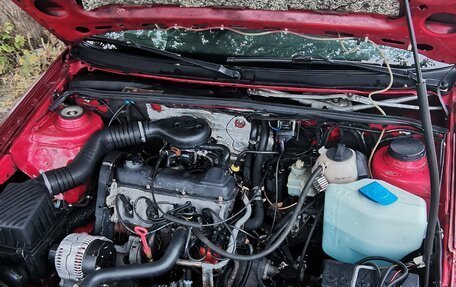 Volkswagen Passat B4, 1994 год, 250 000 рублей, 3 фотография