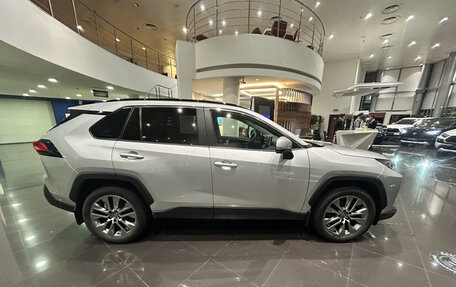 Toyota RAV4, 2021 год, 3 515 000 рублей, 8 фотография