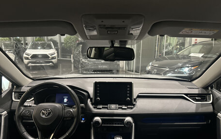 Toyota RAV4, 2021 год, 3 515 000 рублей, 18 фотография