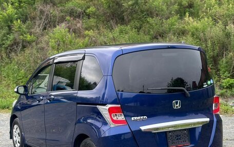 Honda Freed I, 2016 год, 1 300 000 рублей, 6 фотография