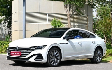 Volkswagen Passat CC, 2022 год, 3 020 000 рублей, 1 фотография