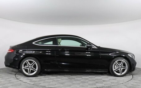 Mercedes-Benz C-Класс, 2018 год, 2 947 000 рублей, 4 фотография