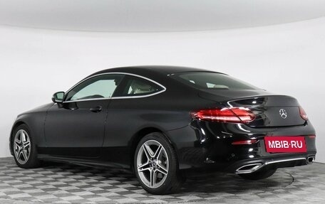 Mercedes-Benz C-Класс, 2018 год, 2 947 000 рублей, 7 фотография