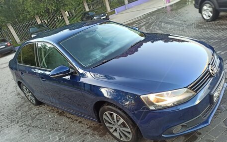 Volkswagen Jetta VI, 2014 год, 1 010 000 рублей, 6 фотография