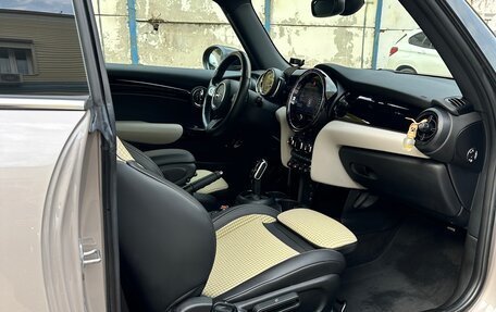 MINI Hatch, 2021 год, 3 700 000 рублей, 11 фотография