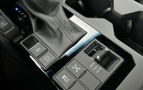 Toyota Land Cruiser Prado, 2025 год, 11 990 000 рублей, 24 фотография