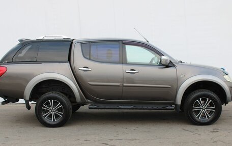 Mitsubishi L200 IV рестайлинг, 2011 год, 1 245 000 рублей, 9 фотография