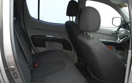 Mitsubishi L200 IV рестайлинг, 2011 год, 1 245 000 рублей, 14 фотография