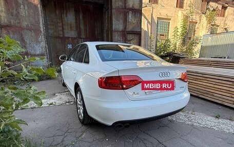 Audi A4, 2011 год, 1 075 000 рублей, 6 фотография