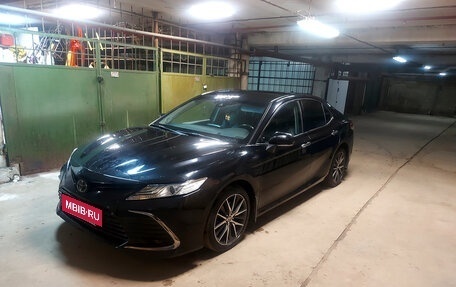 Toyota Camry, 2021 год, 3 600 000 рублей, 3 фотография