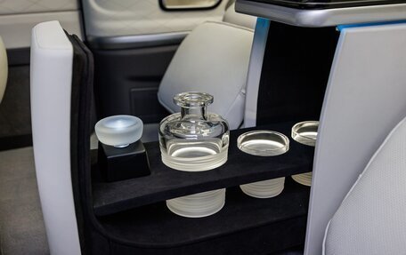 Mercedes-Benz V-Класс, 2025 год, 34 700 000 рублей, 20 фотография